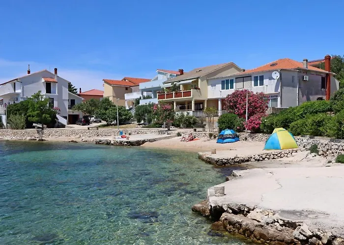 By The Sea Mandre, Pag - 4123 Апартаменты Колан